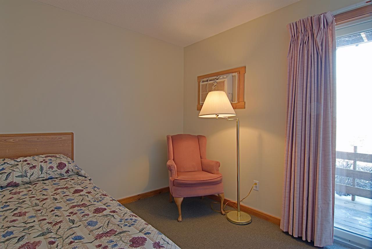 THE RED BARN MOTEL 3⋆ ::: MILBRIDGE, UNITED STATES ::: COMPARE HOTEL RATES